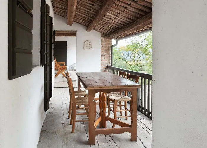 Colvago La Corte Spectacular Ancient Country House